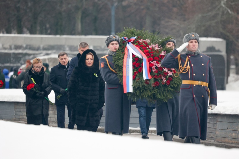 Валентина Матвиенко приняла участие в мероприятиях, посвящённых 80-й годовщине полного освобождения Ленинграда от фашистской блокады