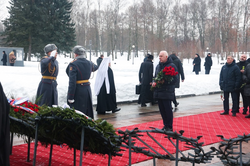 Валентина Матвиенко приняла участие в мероприятиях, посвящённых 80-й годовщине полного освобождения Ленинграда от фашистской блокады