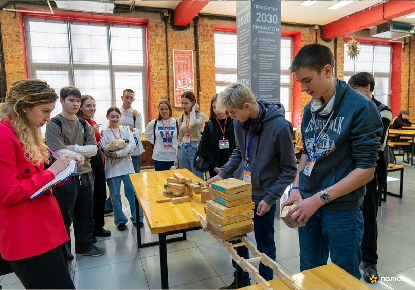 Иркутский «Полюс-класс» (это наш профориентационный проект) продолжает знакомство с золотодобычей на базе ИРНИТУ.