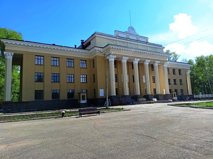 Западно-Уральским управлением Ростехнадзора проведен осмотр энергопринимающей установки реконструированного Октябрьского музыкального колледжа в Республике…