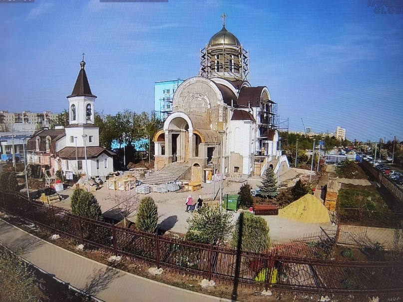 В Мариуполе продолжается реконструкция Свято-Троицкого храма