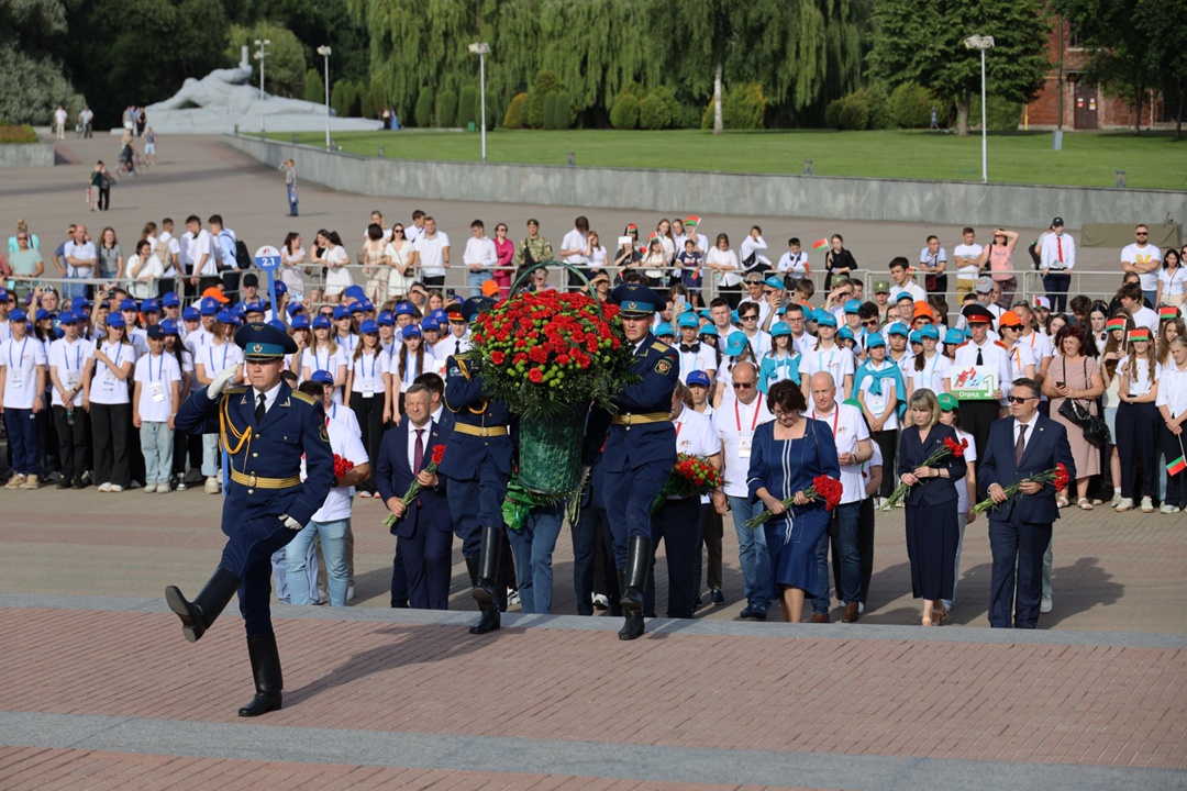 В годовщину начала Великой Отечественной войны, в мемориальном комплексе «Брестская крепость-герой» дан старт культурно-образовательному проекту «Поезд Памяти»…