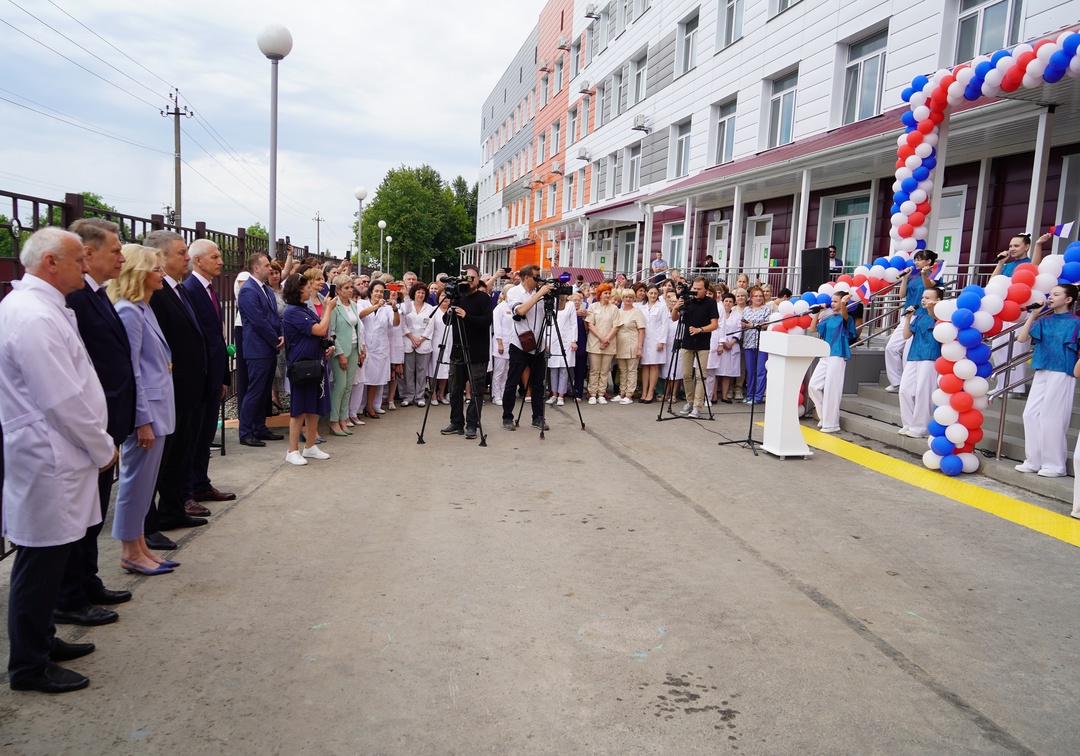 Татьяна Голикова приняла участие в открытии объектов здравоохранения в Брянской области