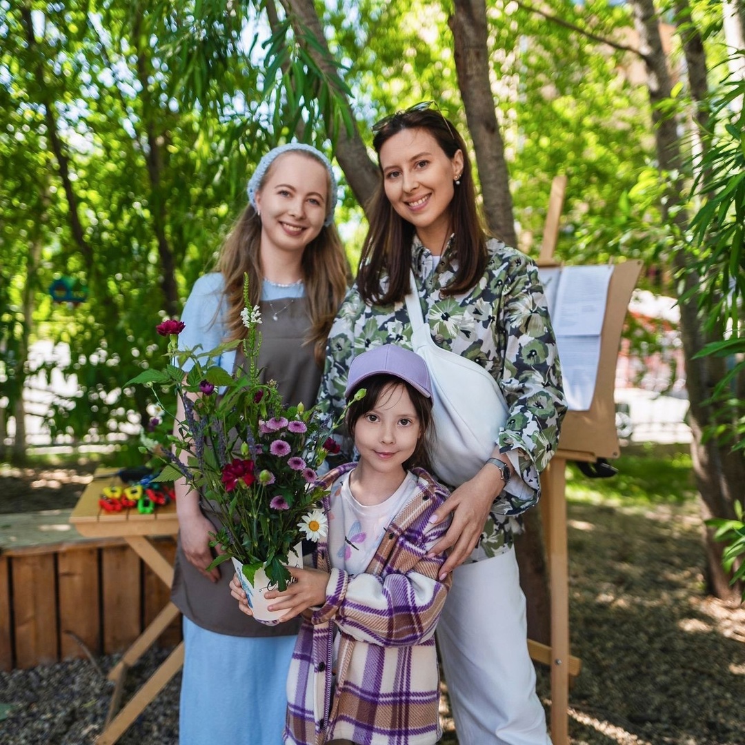 Ханты-Мансийск — один из двух городов России, расположенных в месте, где пересекаются целочисленные географические параллели и меридианы. Это называется…