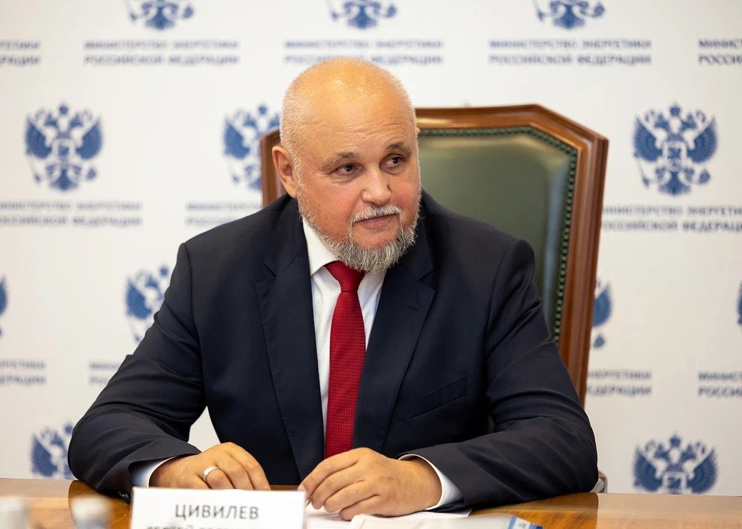 Сергей Цивилев провёл рабочую встречу с Вячеславом Гладковым по вопросам функционирования ТЭК региона