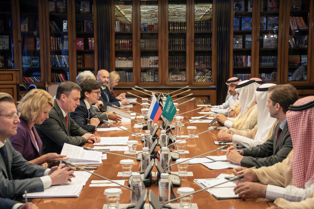 Дмитрий Патрушев встретился с министром окружающей среды, водных ресурсов и сельского хозяйства Королевства Саудовская Аравия Абдурахманом Аль-Фадли