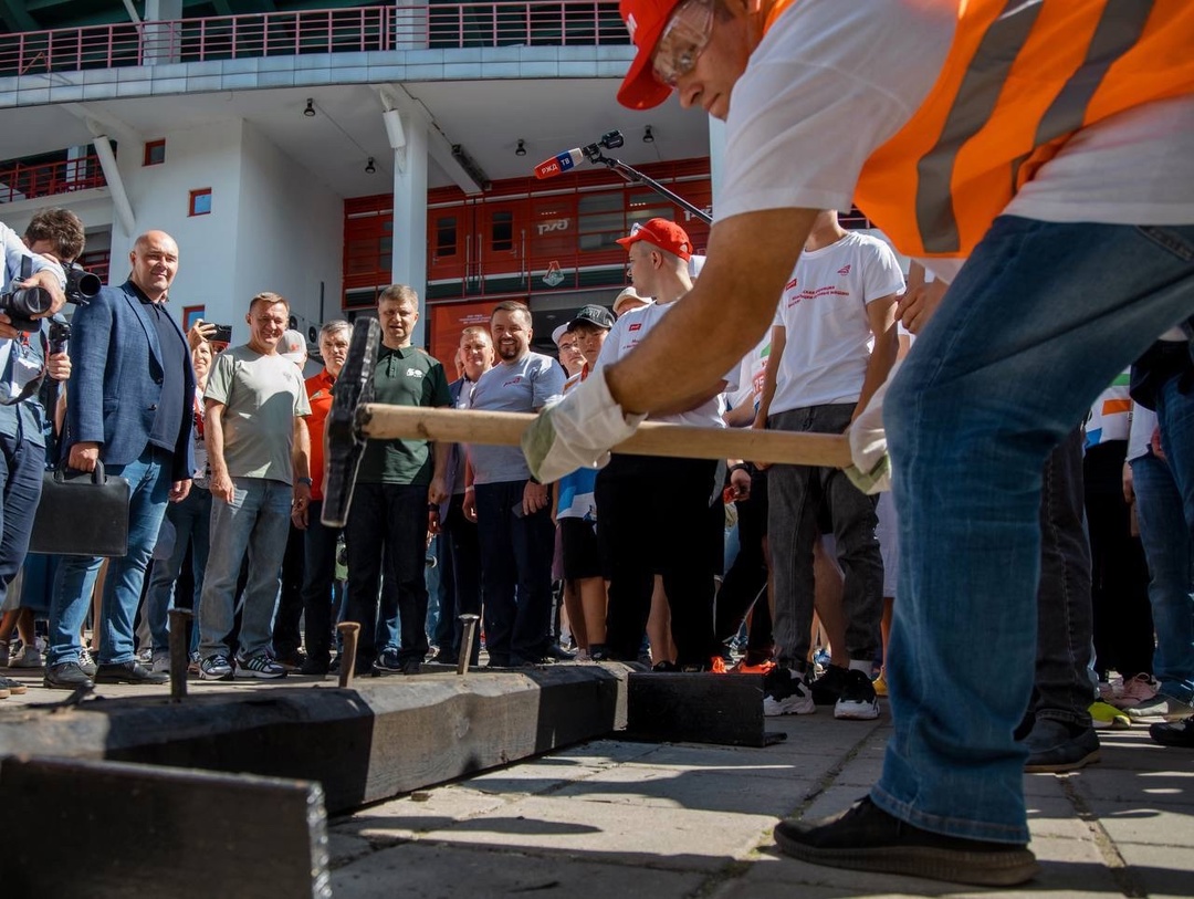 В честь дня железнодорожника в Москве прошел спортивно-музыкальный праздник «Достигая цели».