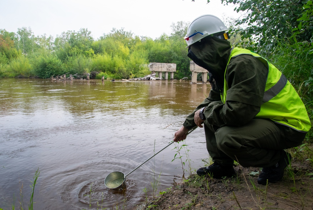 Состояние реки Большая Пёра вблизи Амурского ГПЗ оценили эксперты филиала «Центра лабораторного анализа и технических измерений по Дальневосточному…