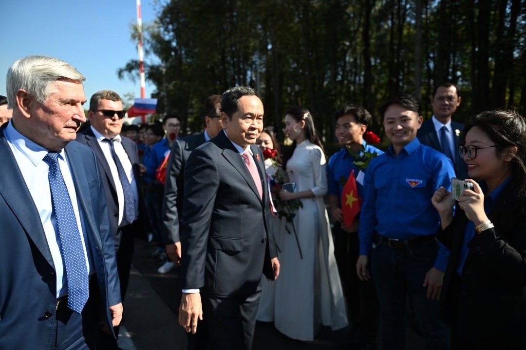 Председатель Национального собрания Социалистической Республики Вьетнам прибыл с официальным визитом в Москву.