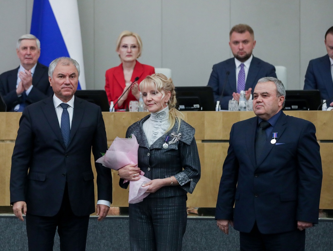 Сегодня в Государственной Думе встречаются с родителями погибших участников специальной военной операции.