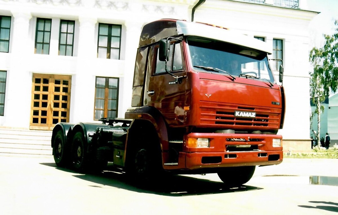 История седельного магистрального тягача КАМАЗ-6460