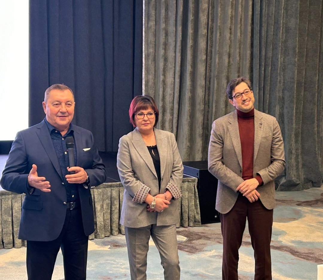 В Белгороде руководители предприятий холдинга «Агро-Белогорье» встретились с генеральным директором «Русагро» Тимуром Липатовым и генеральным директором…