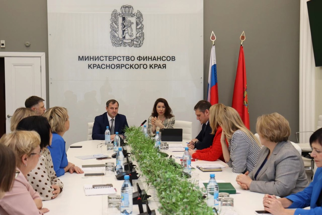 Ирина Окладникова встретилась со студентами Сибирского федерального университета