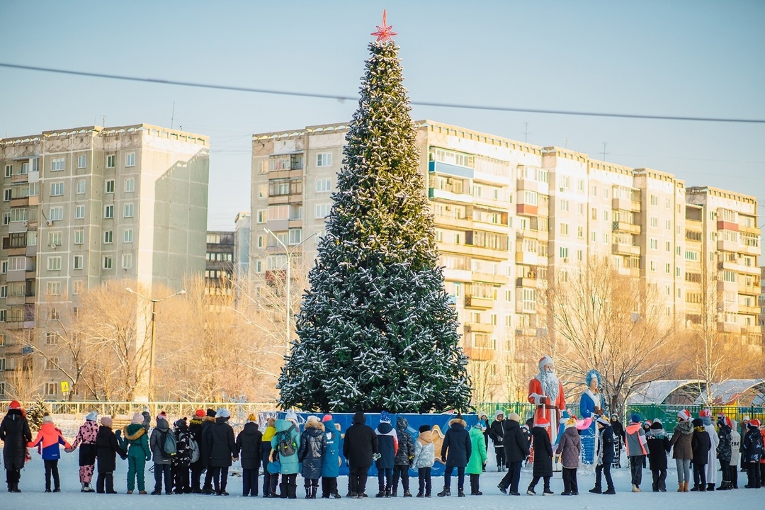 Зимняя сказка: гуляем по новогодним городкам!