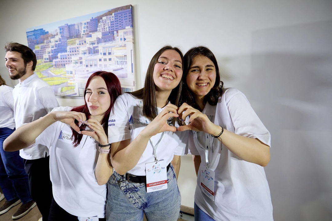 132 первокурсника из 9 дальневосточных вузов уже получают учрежденную правительством России ежемесячную стипендию имени Г.И.Невельского