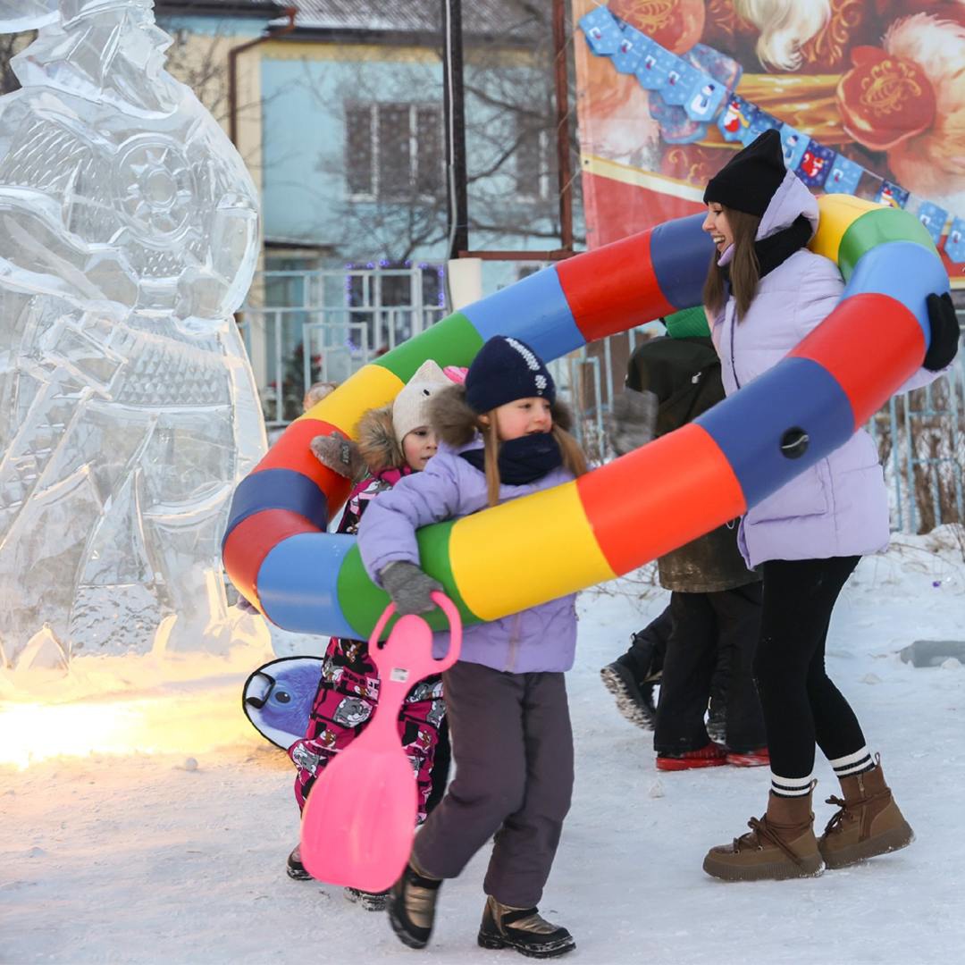 Вот и закончились каникулы, подарив нам множество ярких впечатлений и радостных моментов. Впереди новые планы, цели, дела и задачи.
