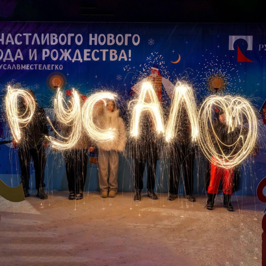 Вот и закончились каникулы, подарив нам множество ярких впечатлений и радостных моментов. Впереди новые планы, цели, дела и задачи.