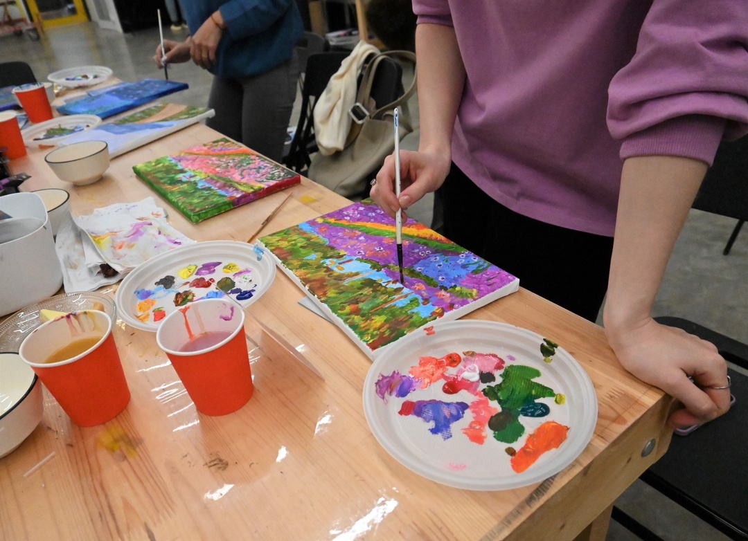 Как отличить Моне от Мане? Наши коллеги, которые посещали цикл лекций «Красота в искусстве», точно знают ответ