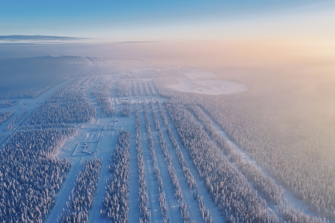 Начинаем неделю с фотографиями морозной сибирской тайги, окружающей Ковыктинское месторождение!