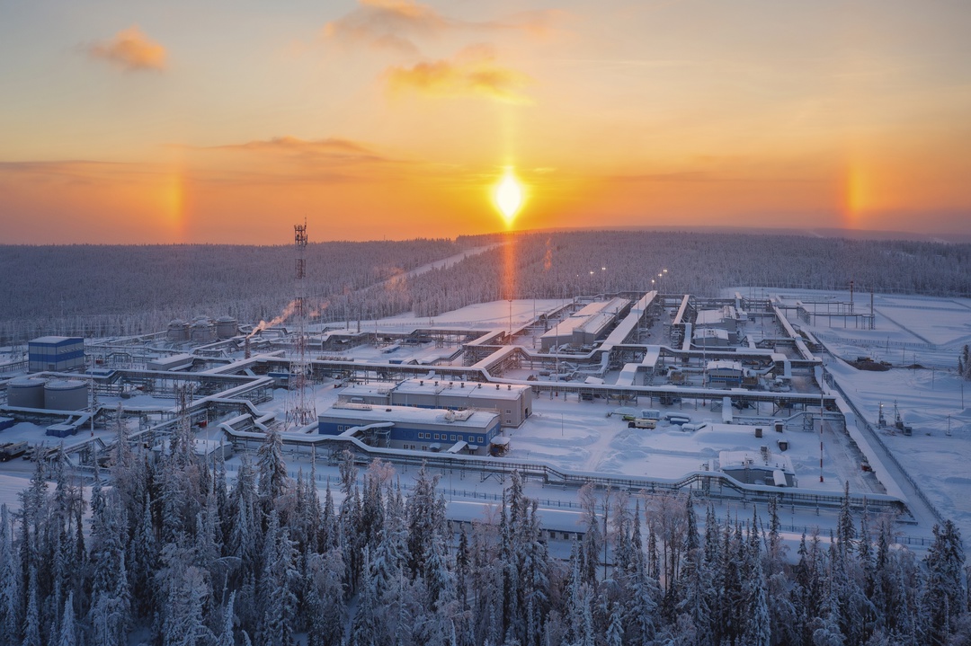 Начинаем неделю с фотографиями морозной сибирской тайги, окружающей Ковыктинское месторождение!
