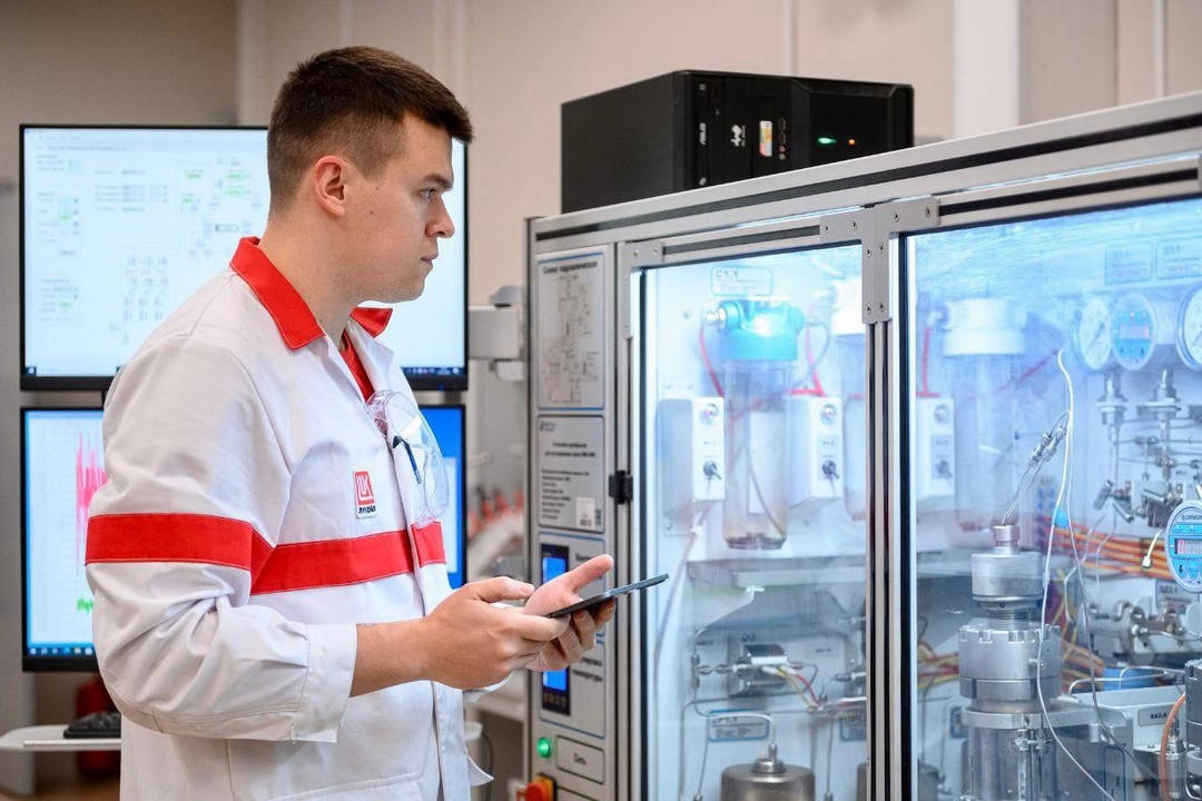 Умный керн ЛУКОЙЛ создал цифровую модель керна Возейского месторождения в Республике Коми для исследования технологий нефтеотдачи пласта.