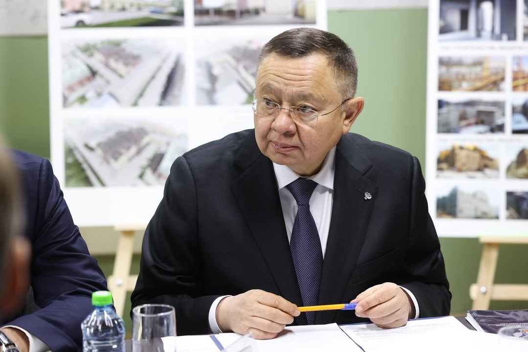 Глава Минстроя России Ирек Файзуллин принял участие в совещании Председателя Совета Федерации Валентины Матвиенко по вопросу реализации объекта Театр Европы в…