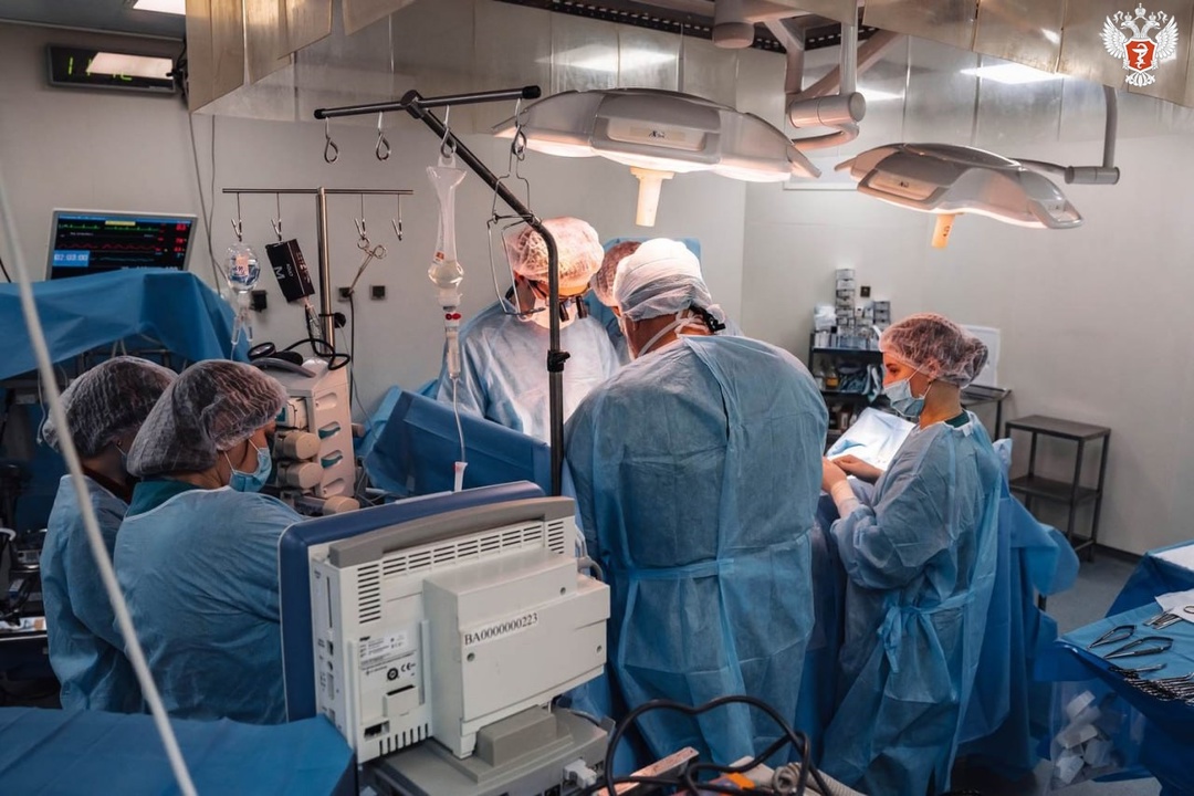 Специалисты сразу трех нижегородских медучреждений спасли новорожденного мальчика с критическим пороком сердца