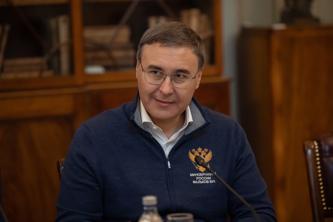 В Татьянин день Валерий Фальков провел встречу с представителями студенческого медиацентра Минобрнауки