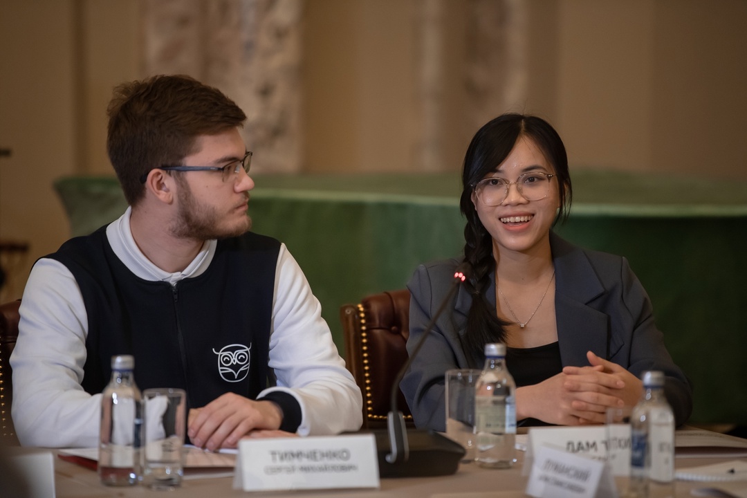 В Татьянин день Валерий Фальков провел встречу с представителями студенческого медиацентра Минобрнауки
