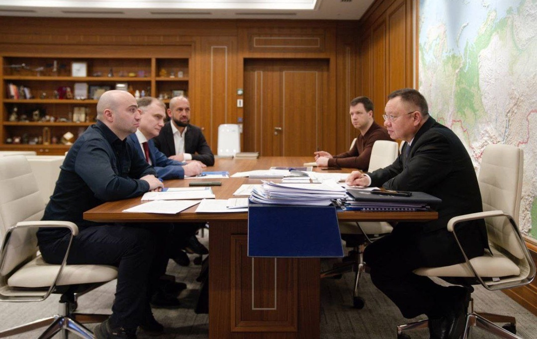 Глава Минстроя России Ирек Файзуллин провел совещание с руководством ППК «Единый заказчик в сфере строительства» и НИЦ «Строительство» по вопросу строительства…