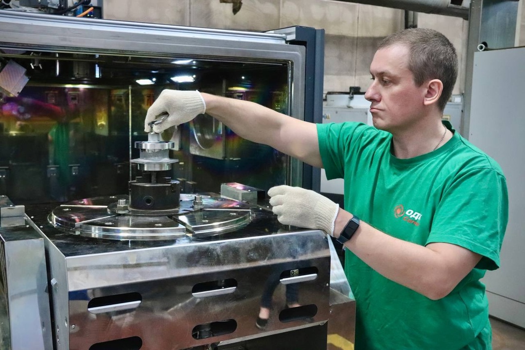 Специалисты «Салюта» Ростеха продолжают замещать иностранное оборудование