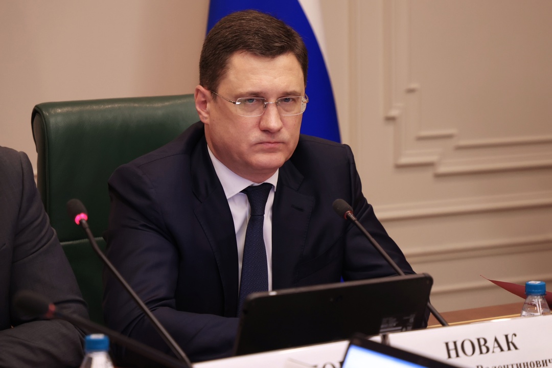 Александр Новак провел рабочую встречу с членами комитета по экономической политике Совета Федерации