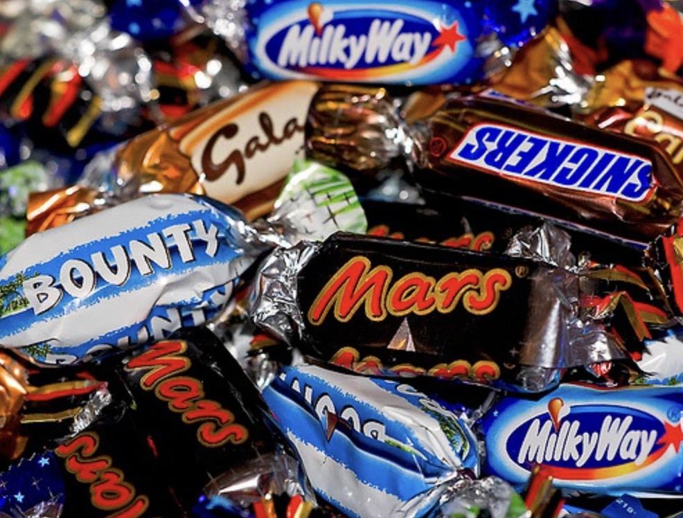 Компании Mars (бренды Snickers, Twix, M&M's) и Mondelez (Alpen Gold, Milka, Picnic, Oreo) с февраля-марта повышают отпускные цены на 5-19% на часть продукции…