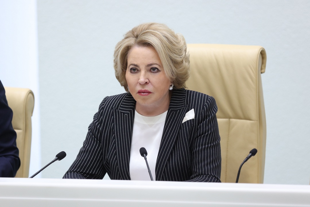 Дмитрий Чернышенко принял участие в правительственном часе в Совете Федерации Федерального Собрания Российской Федерации