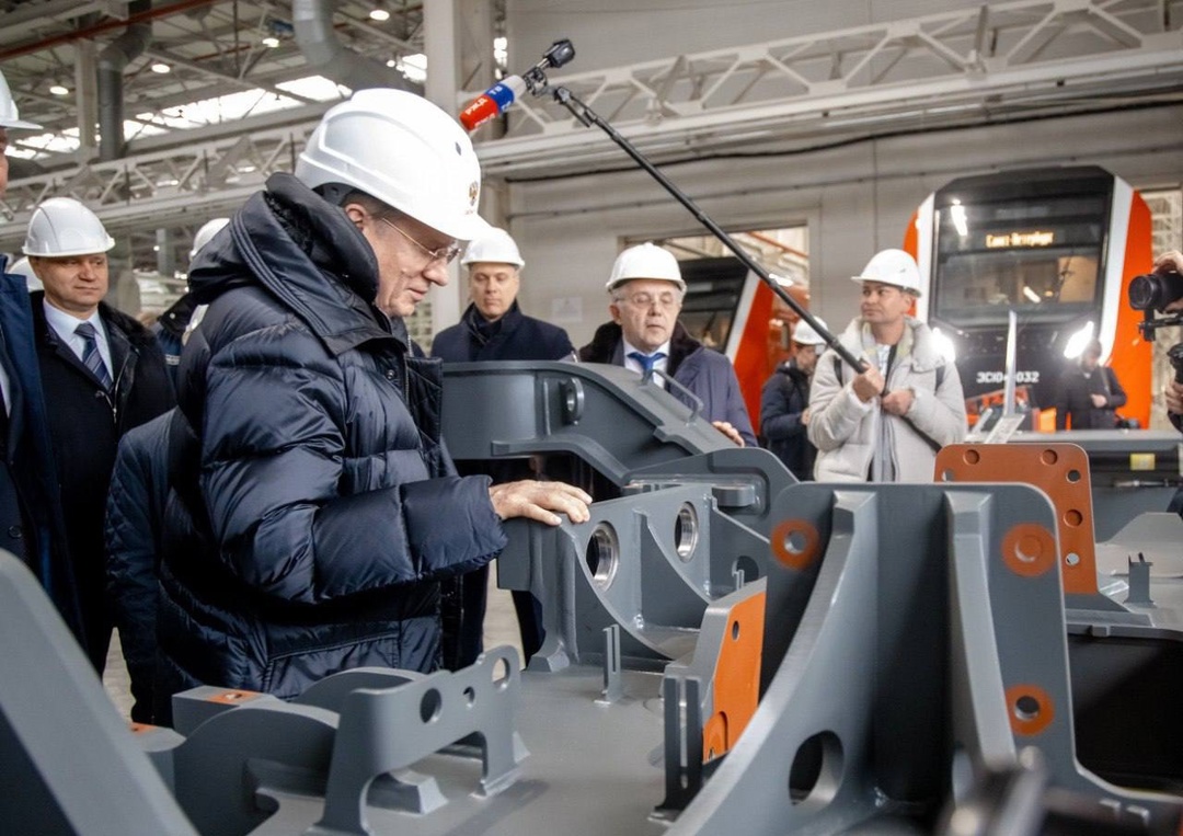 Роман Старовойт посетил Свердловскую область