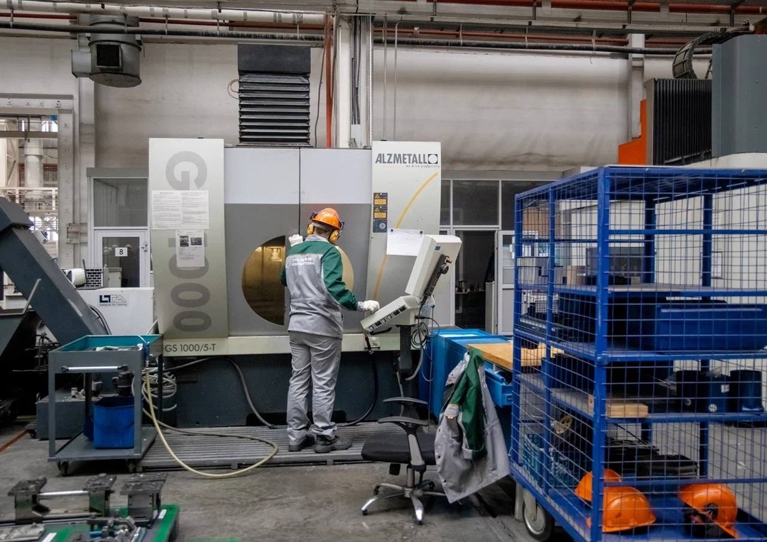 Роман Старовойт посетил Свердловскую область