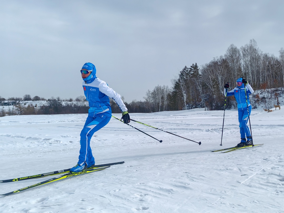 Юные лыжники из сборной команды города Свободного получили подарки от амурских газовиков. Троих наиболее талантливых спортсменов для обновления экипировки…