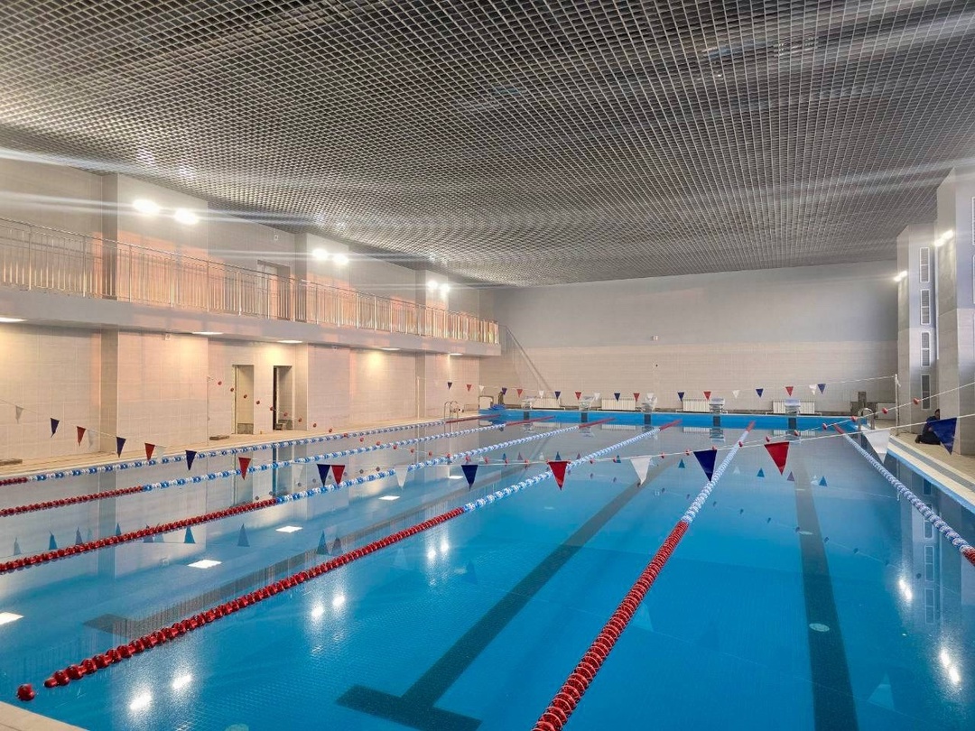 В ходе рабочей поездки в Донецкую Народную Республику замминистра строительства и ЖКХ РФ Валерий Леонов осмотрел восстанавливаемые социально-значимые объекты