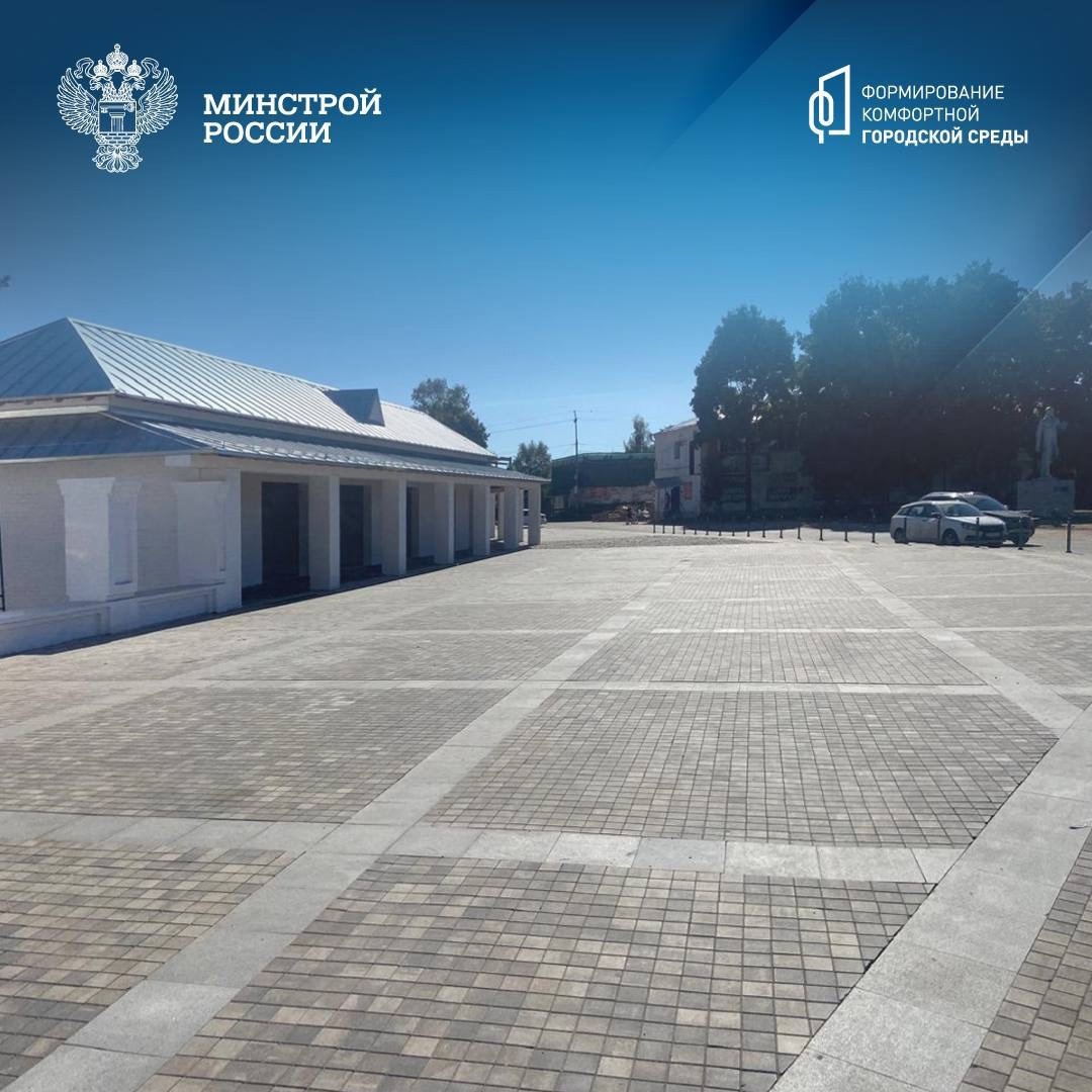 В городе Устюжне Вологодской области завершились работы по реализации проекта «Реновация Торговой площади (второй этап)