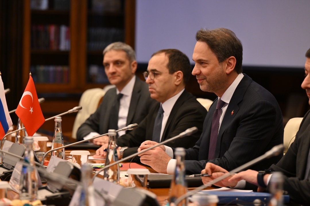 Вице-премьер Александр Новак провел встречу с министром энергетики и природных ресурсов Турции Альпарсланом Байрактаром