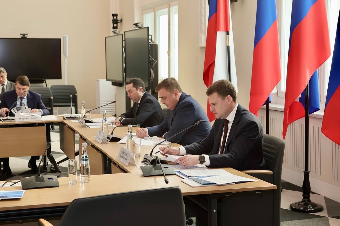 Глава Минвостокразвития Алексей Чекунков выступил на заседании комиссии Госсовета по направлению «Северный морской путь и Арктика»