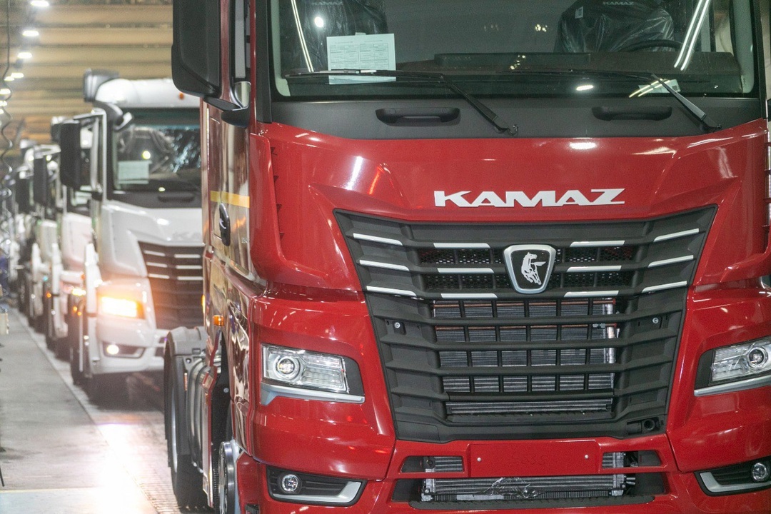 Импортозамещенный КАМАЗ оказался экономичнее китайских аналогов
