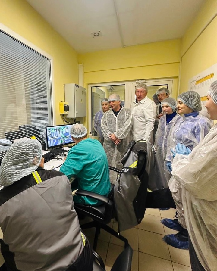 Открыли двери и поделились опытом!