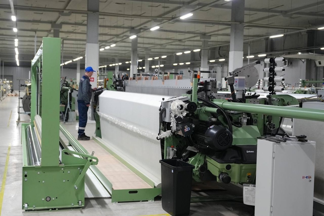 В Курской области состоялась церемония передачи транспортных средств военнослужащим