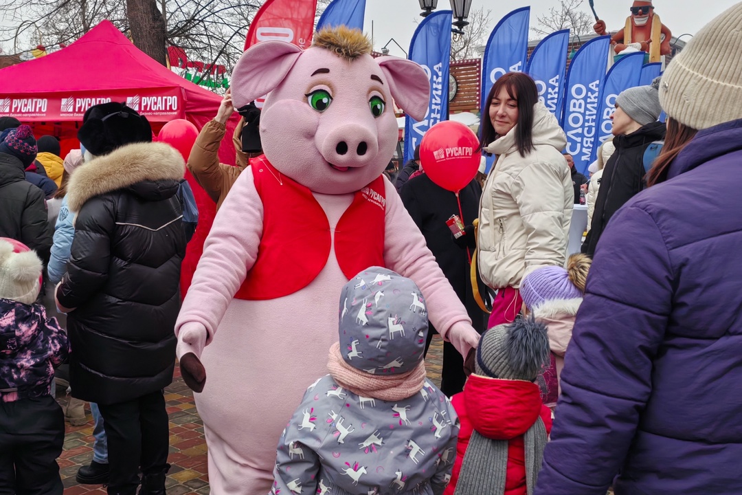 За что мы любим Масленицу? За яркие эмоции, отличное настроение и за угощения, особенно, если это шашлык бренда "Слово мясника".