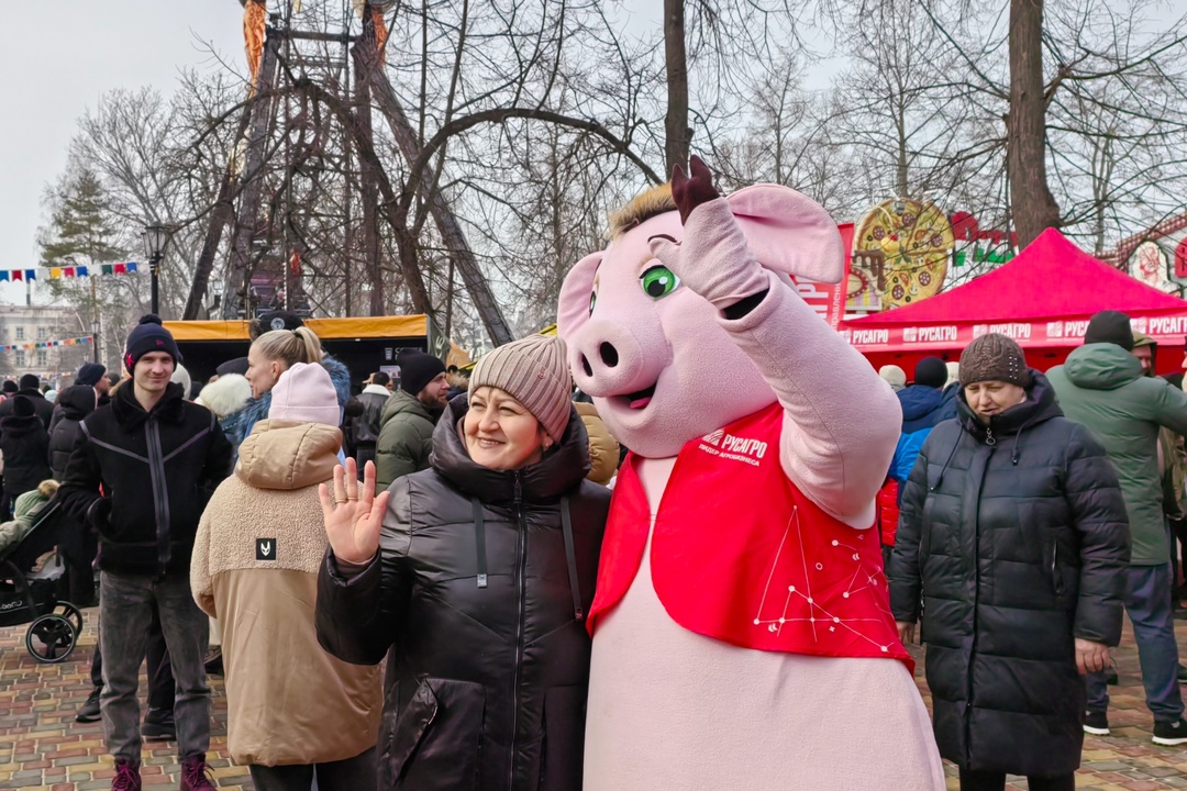 За что мы любим Масленицу? За яркие эмоции, отличное настроение и за угощения, особенно, если это шашлык бренда "Слово мясника".