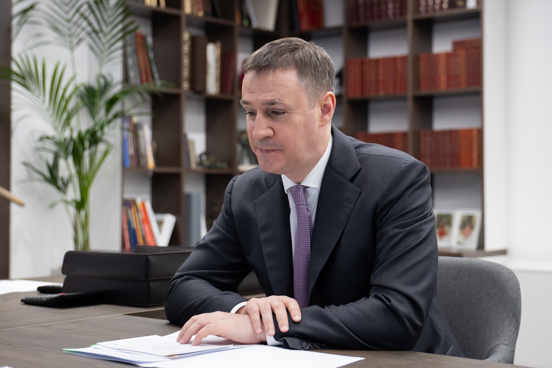 Вице-премьер Дмитрий Патрушев провел рабочую встречу с врио губернатора Ростовской области Юрием Слюсарем