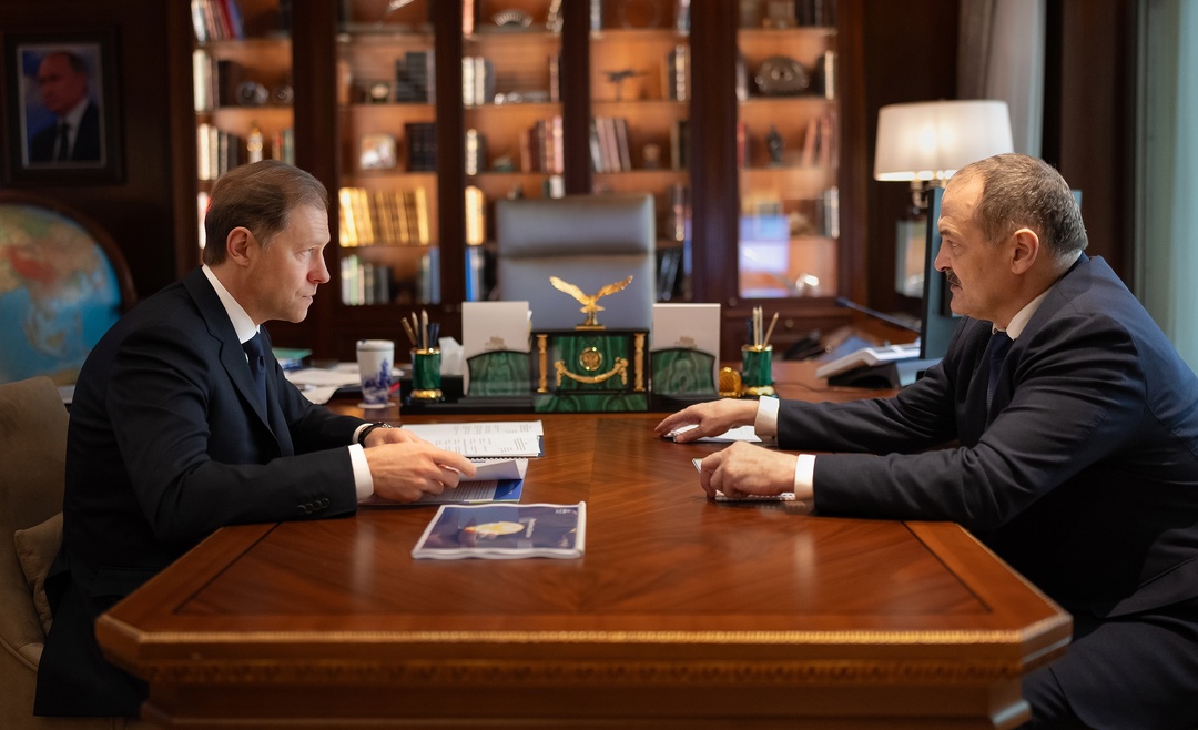 Денис Мантуров встретился с главой Республики Дагестан Сергеем Меликовым