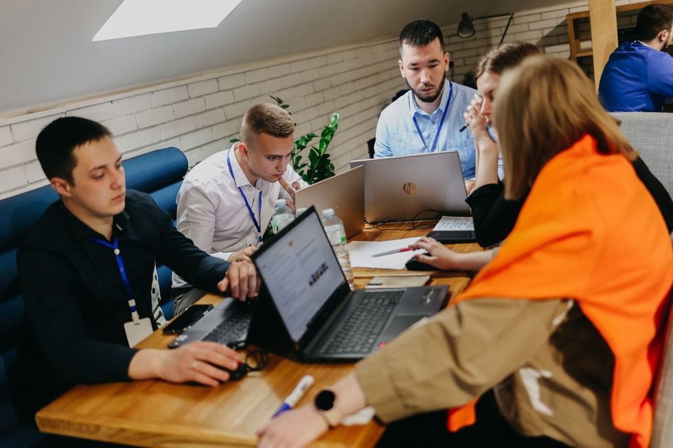 127 работ прислали студенты и аспиранты 26 российских технических вузов на XVI Всероссийский конкурс студенческих проектов РусГидро «Энергия развития»