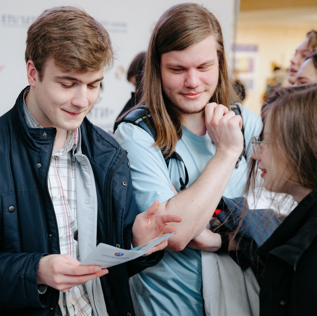 Первое место работы — всегда немного вызов самому себе